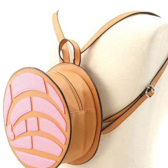 Concha Backpack - Picture 5 of 8